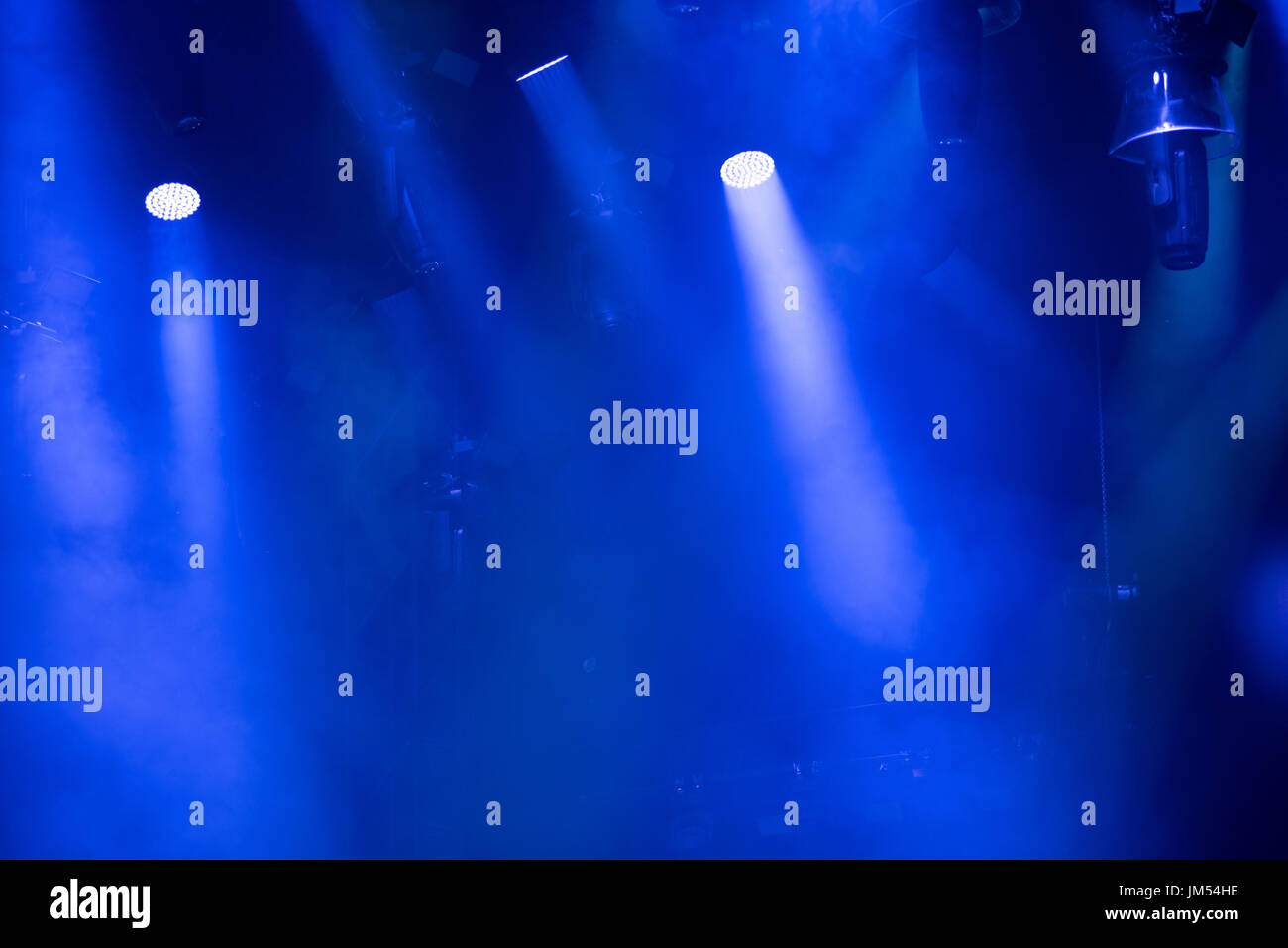 Bright stage lights during a live concert Stock Photo - Alamy