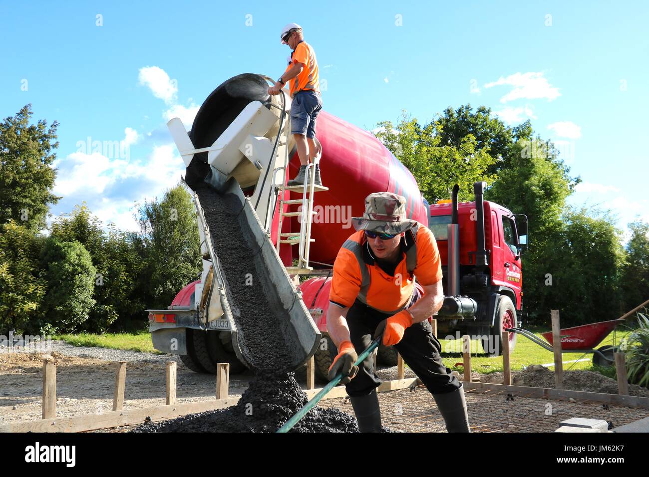 Concrete pour hires stock photography and images Alamy