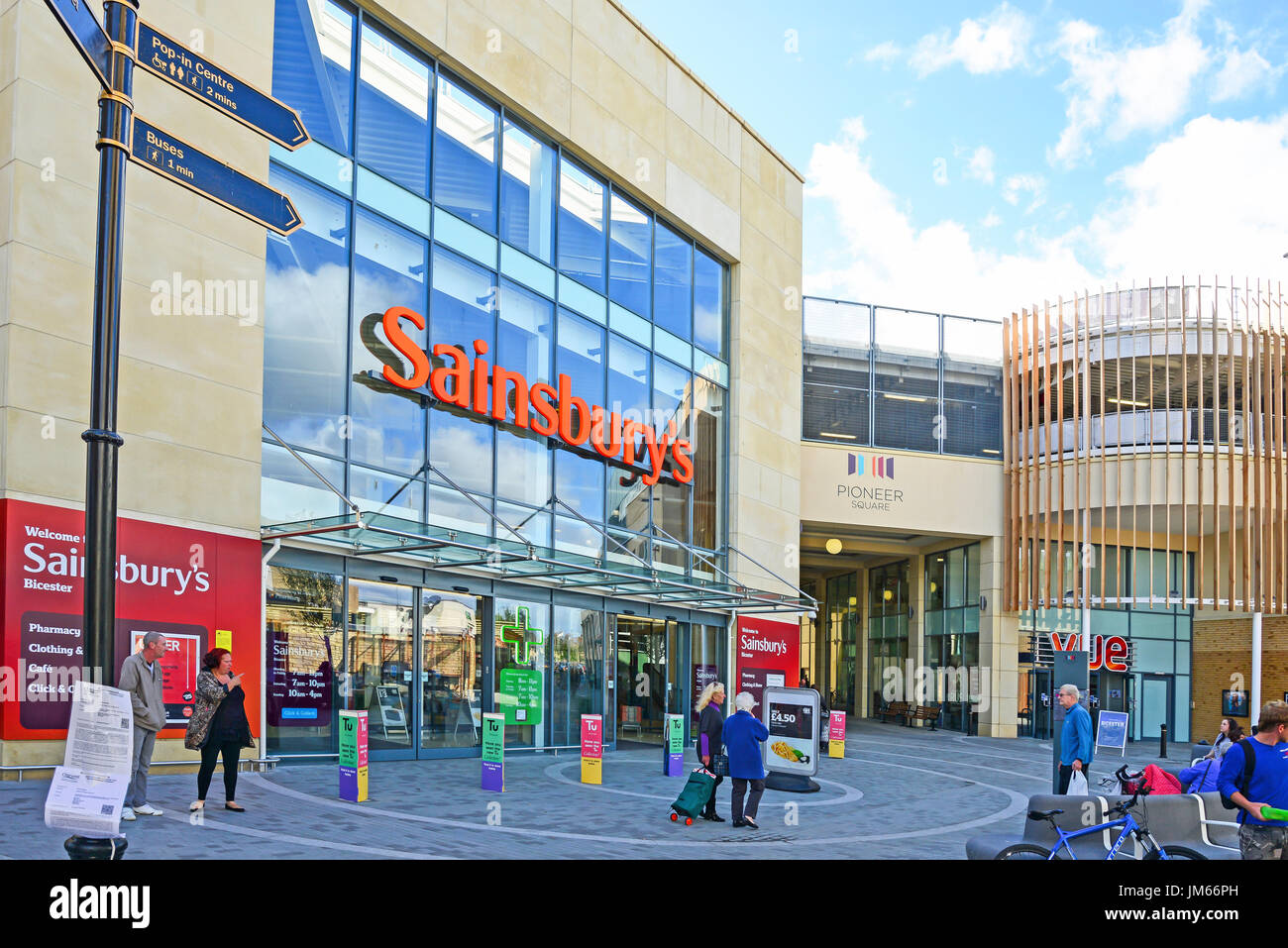 Sainsburys supermarket shopping uk hires stock photography and images Alamy