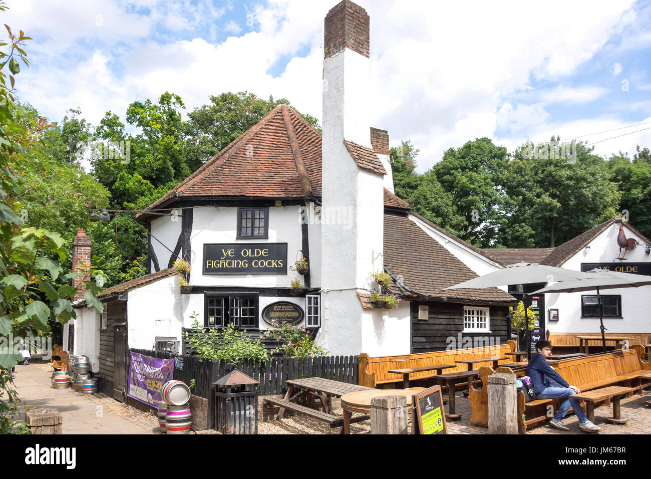 15th century 'Ye Olde Fighting Cocks' public house, Abbey Mill Lane, St