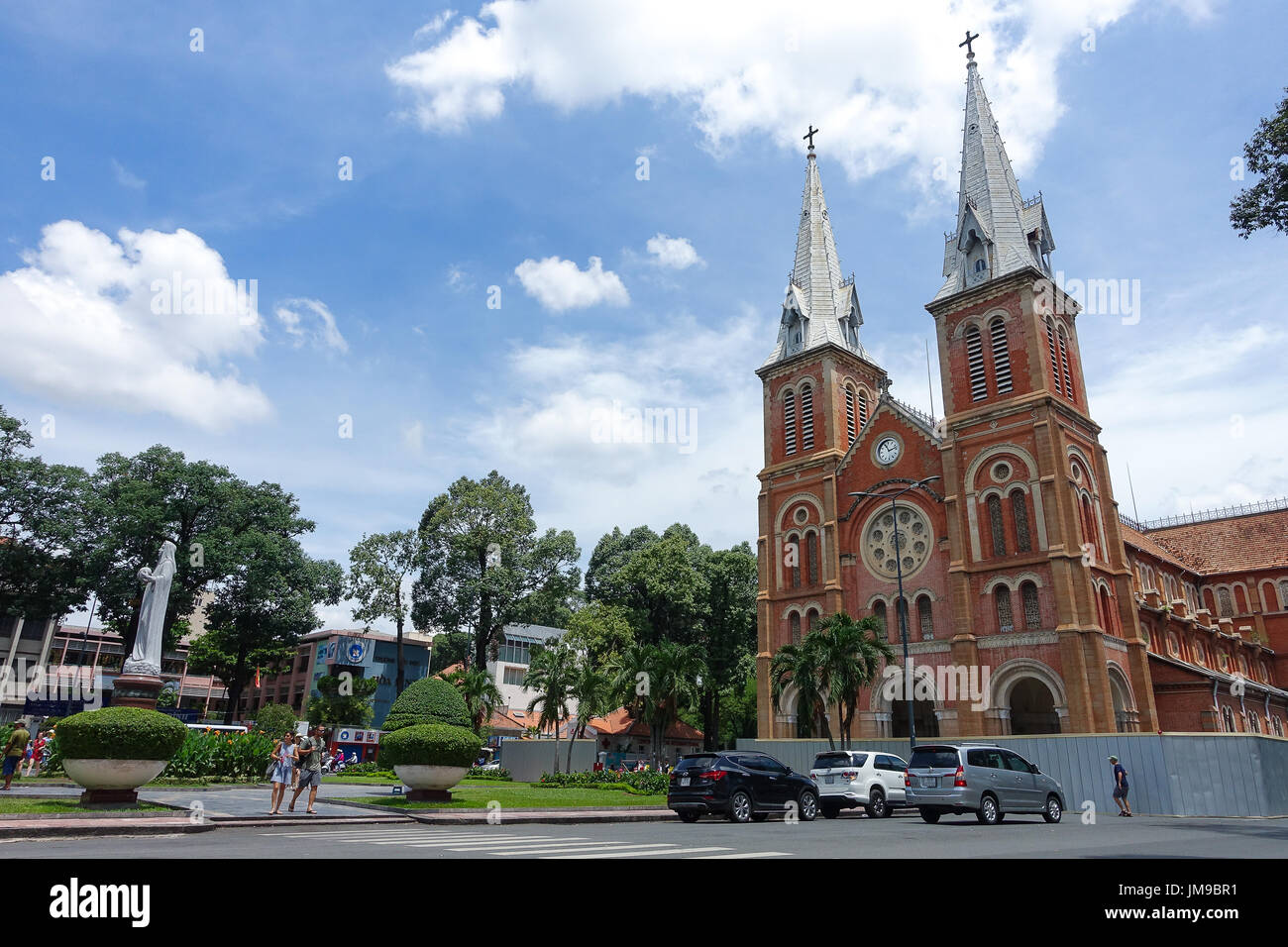 Nha tho duc ba church hires stock photography and images Alamy