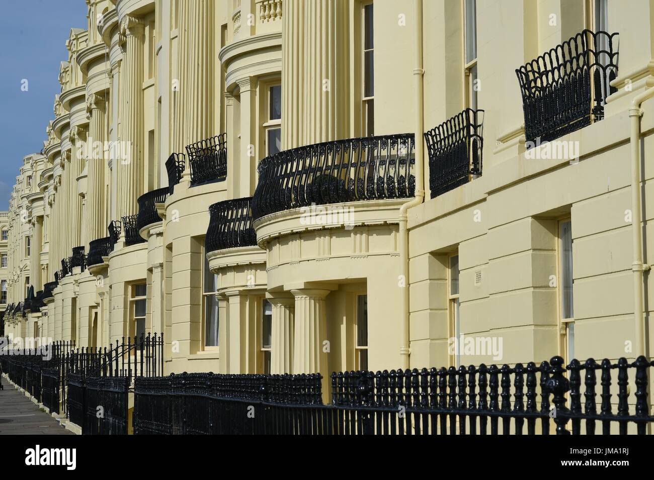 terraced-houses-across-the-uk-stock-photo-alamy