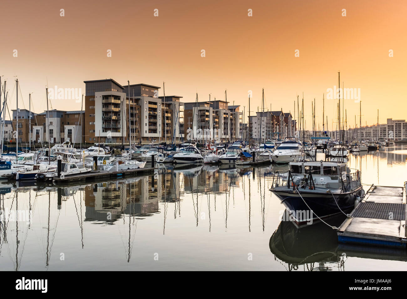 Regeneration of Portishead Marina with modern apartments and boats