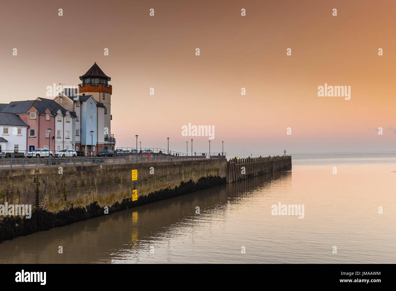Old Pier and Regeneration of Portishead Marina with modern apartments