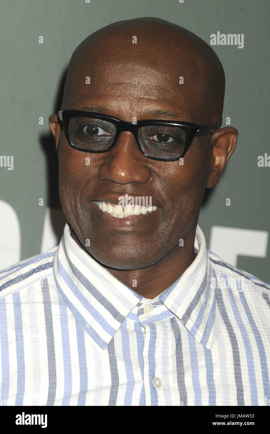 New York City. 25th July, 2017. Wesley Snipes signs copies of his new book 'Talon Of God' at Barnes & Noble Tribeca on July 25, 2017 in New York City. | Verwendung weltweit/picture alliance Credit: dpa/Alamy Live News Stock Photo