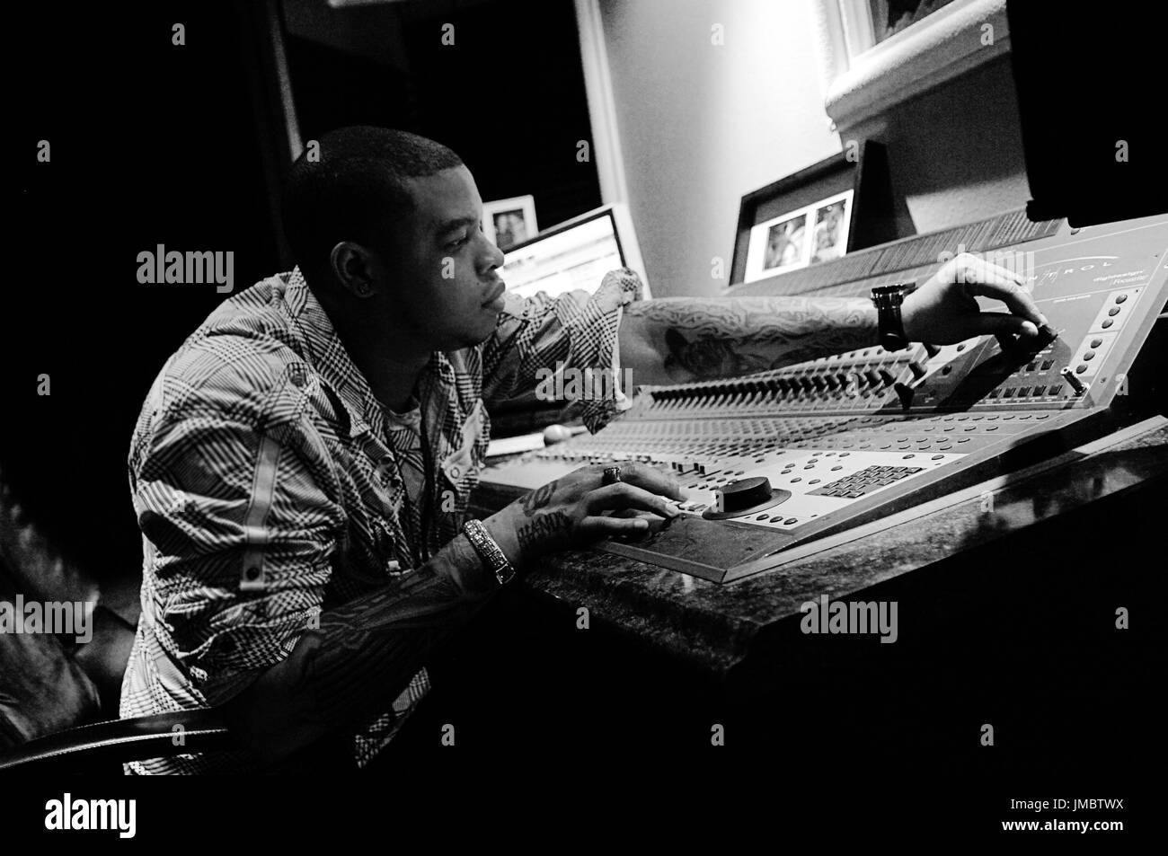Dr dre studio hi-res stock photography and images - Alamy