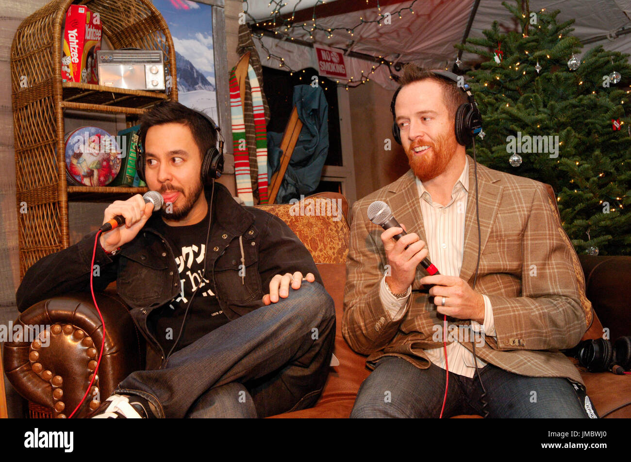 (L-R) Mike Shinoda,Dave Farrell Linkin Park backstage for KROQ air interview 2007 KROQ Almost Acoustic Christmas Gibson Ampitheatre Universal City,Ca. Stock Photo