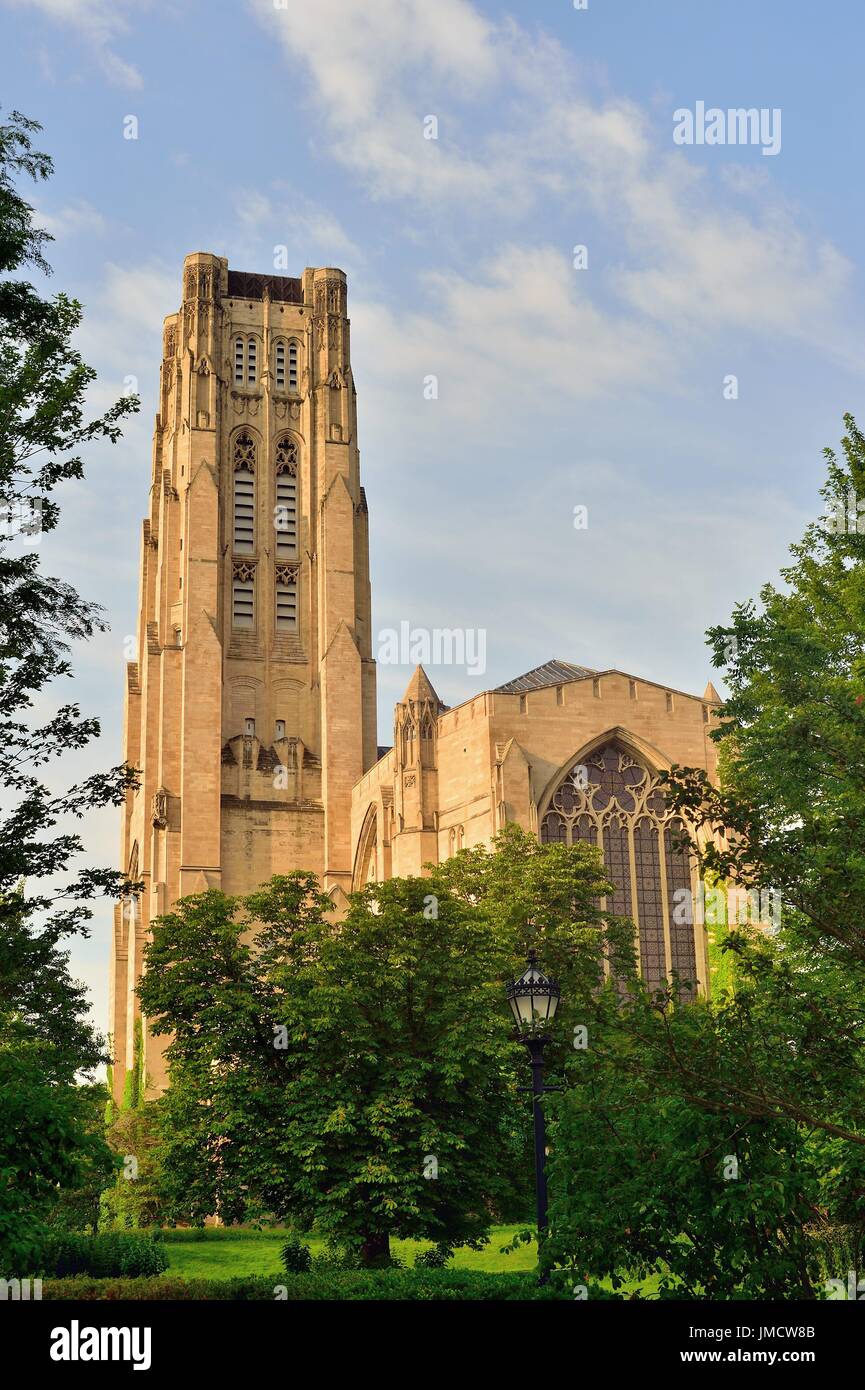 Rockefeller Memorial Chapel on the campus of the University of Chicago. Built in 1928 and named for John D. Rockefeller. Chicago, Illinois, USA. Stock Photo