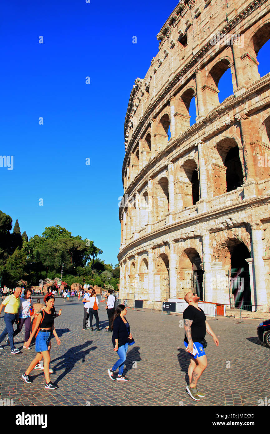 Places to visit in rome hi-res stock photography and images - Alamy