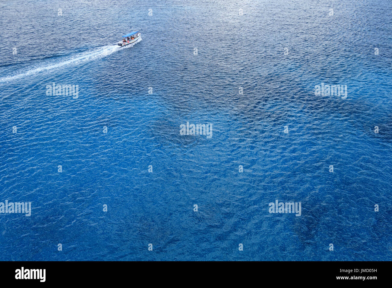 Tour boat returning to shore, Cozumel, Mexico Stock Photo