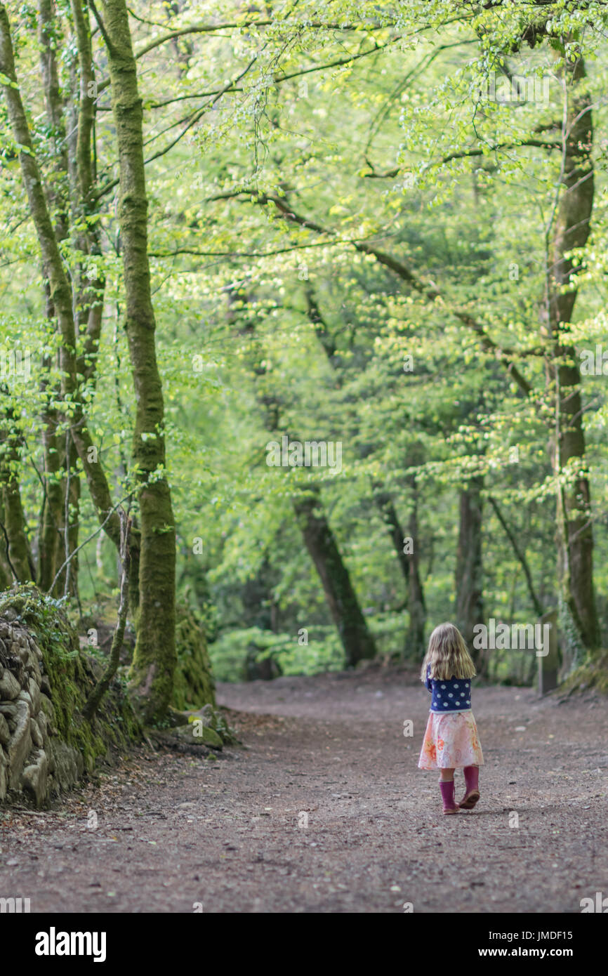 Exploring child exploration kid hi-res stock photography and images - Alamy