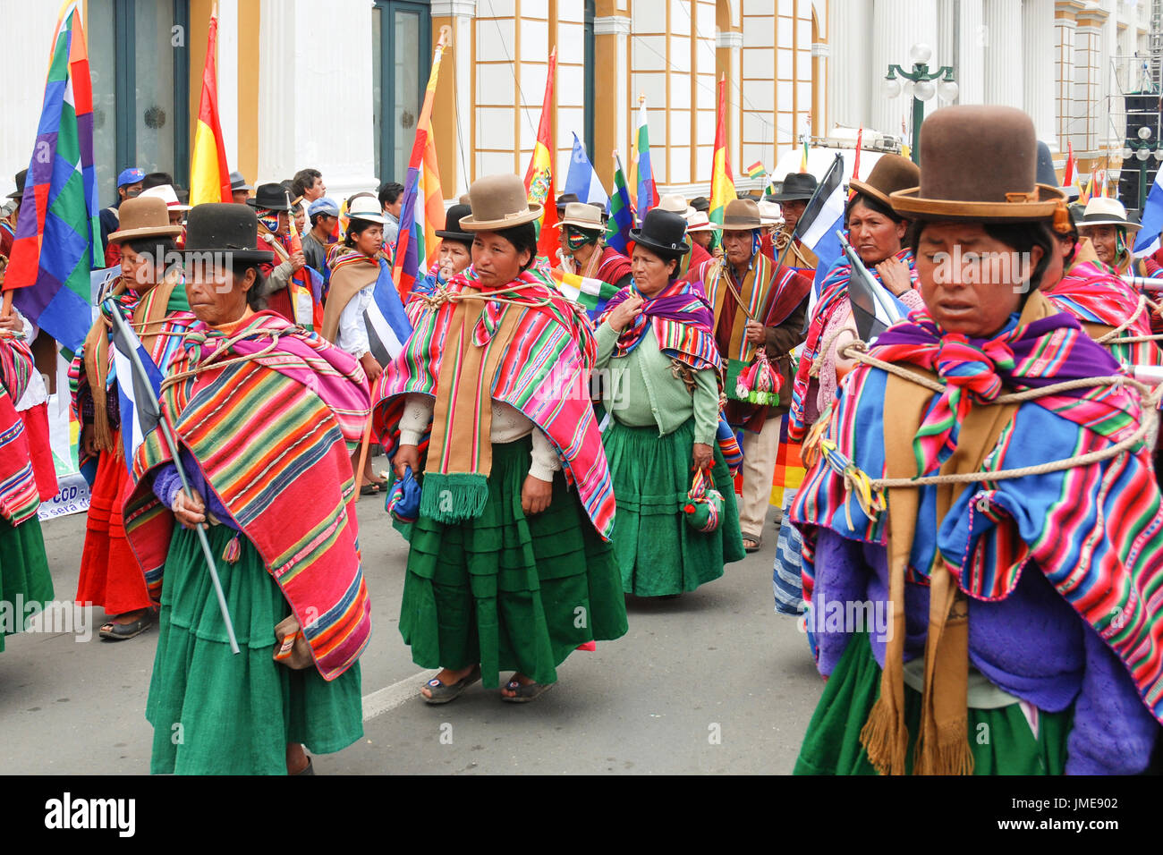 Bolivian women in colorful traditional costumes marching during the  celebration of plurinational state foundation day, La Paz, Bolivia, South  America Stock Photo - Alamy
