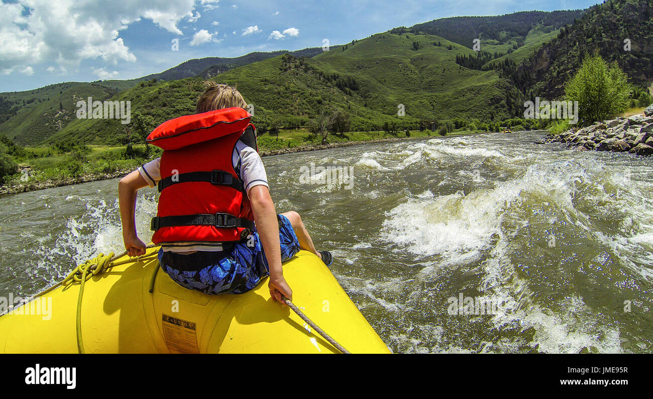 Young boy in life vest hi-res stock photography and images - Alamy