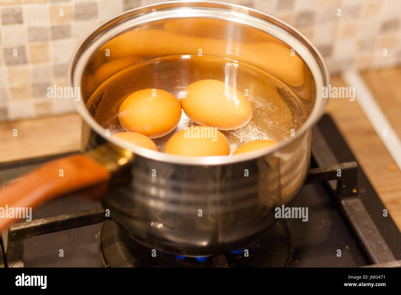 Boiled water on stove hires stock photography and images Alamy