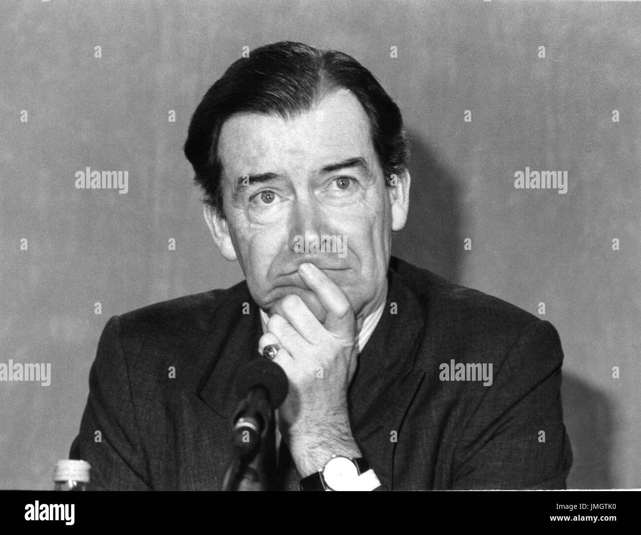Rt. Hon. Ian Lang, Secretary of State for Scotland and Conservative party Member of Parliament for Galloway and Upper Nithsdale, attends a party press conference in London, England on February 26, 1992. Stock Photo
