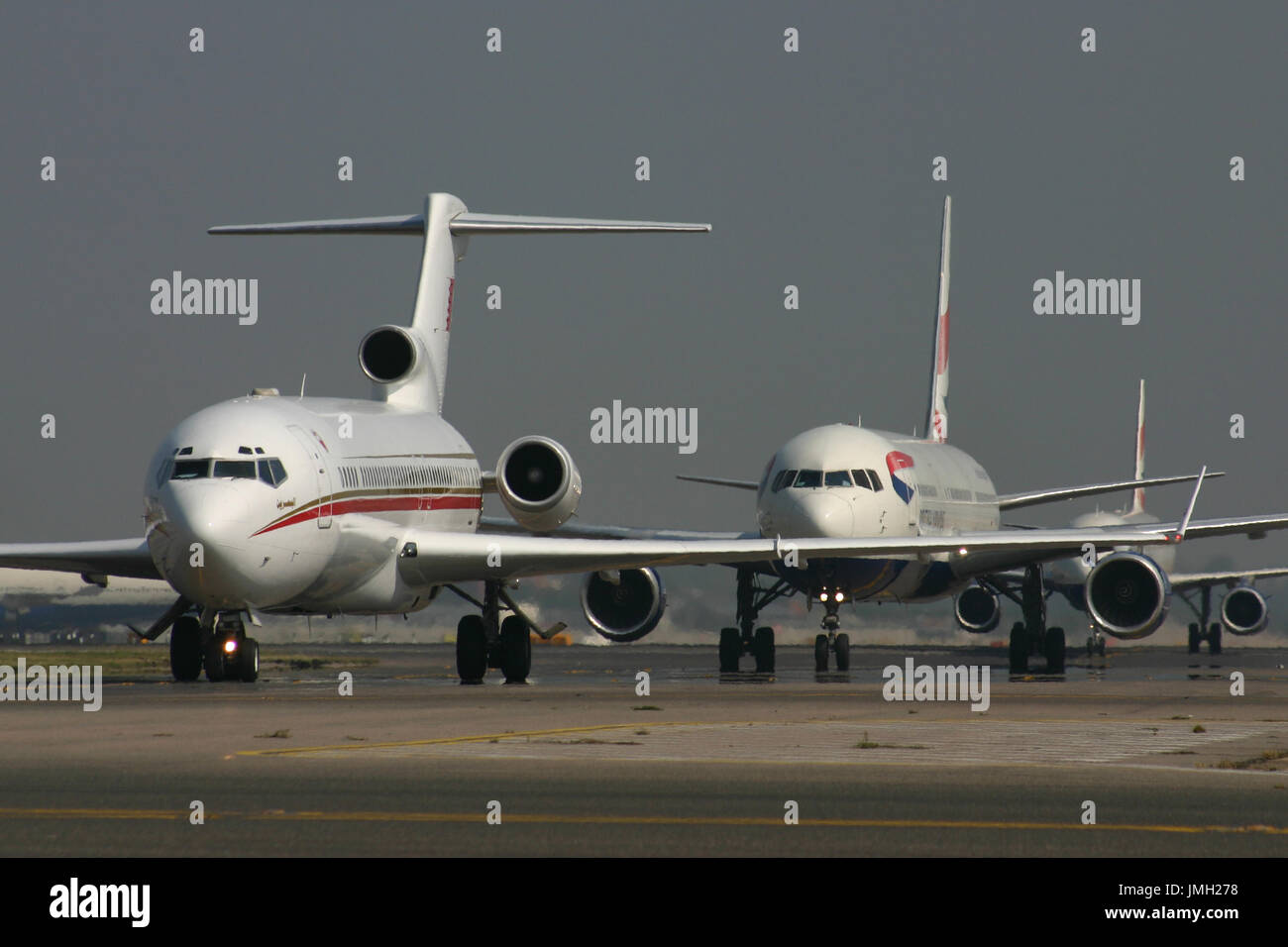 aircraft queue Stock Photo