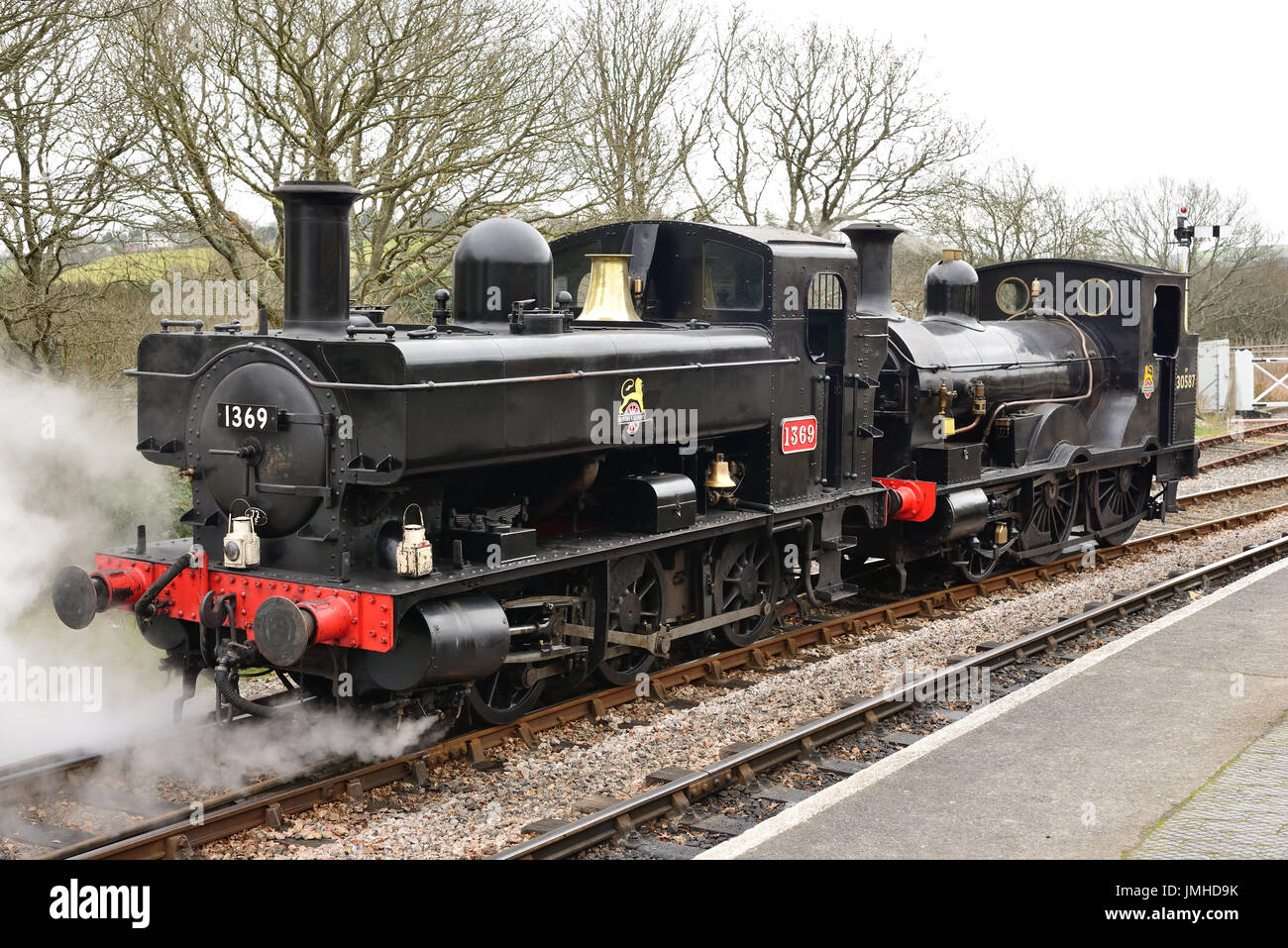 GWR pannier tank No 1369 and Beattie well tank No 30587 coupled ...