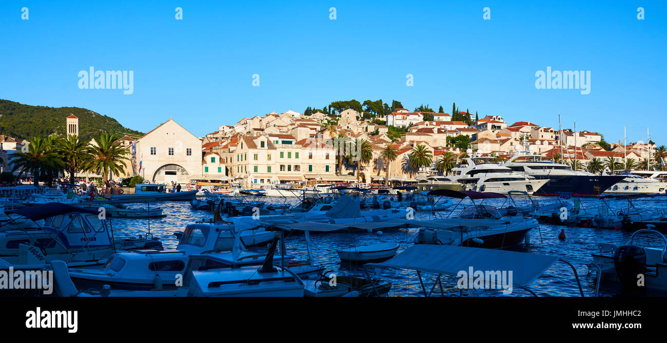 Why Tourists Keep Missing the Most Stunning Atmosphere in Hvar