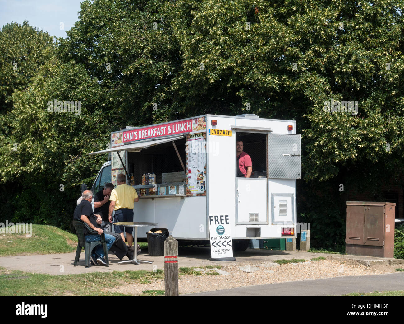 Sam's breakfast and lunch van Stock Photo Alamy