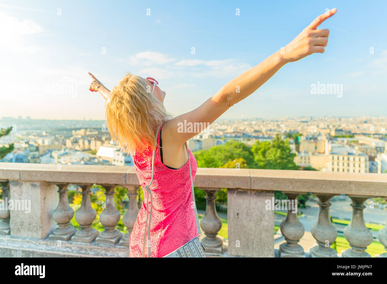 Tourist enjoying paris hi-res stock photography and images - Alamy