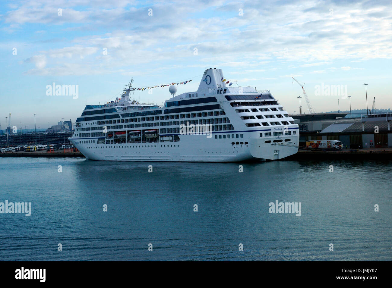 MS NAUTICA (MAJURO) CRUISE TERMINAL PORT OF SOUTHAMPTON. BERTH 39 - 40 Stock Photo