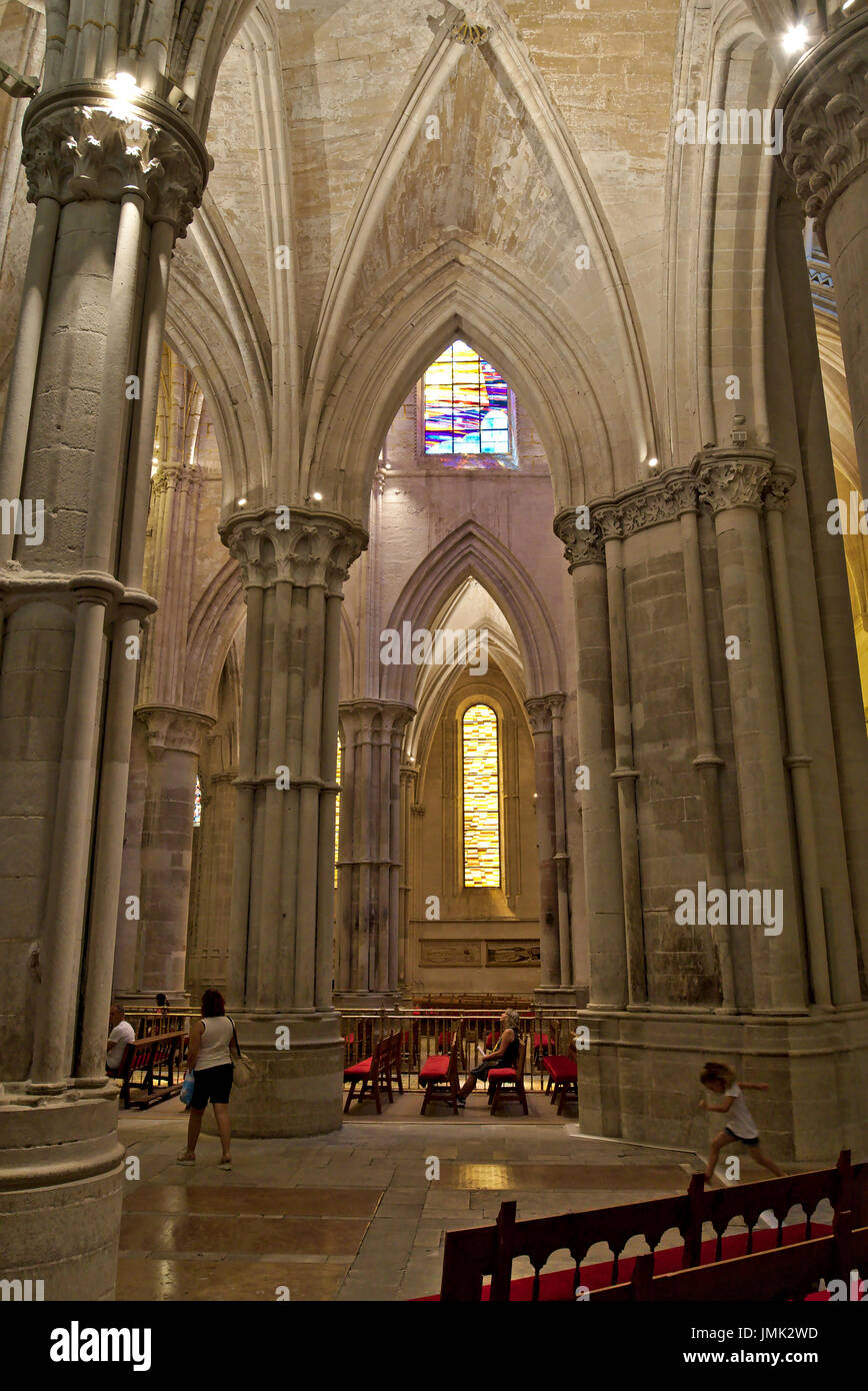 Pointed archs in the central nave of the cathedral of Cuenca, in Castilla La Mancha province, Spain Stock Photo
