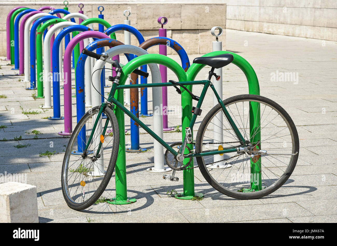 street bike storage