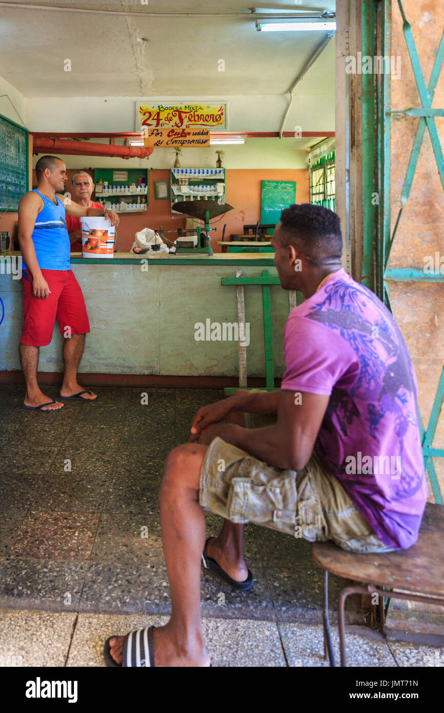 Bodega mixta '24 de Febrero', people shopping in a socialist government food shop and ration supermarket in Matanzas, Cuba Stock Photo
