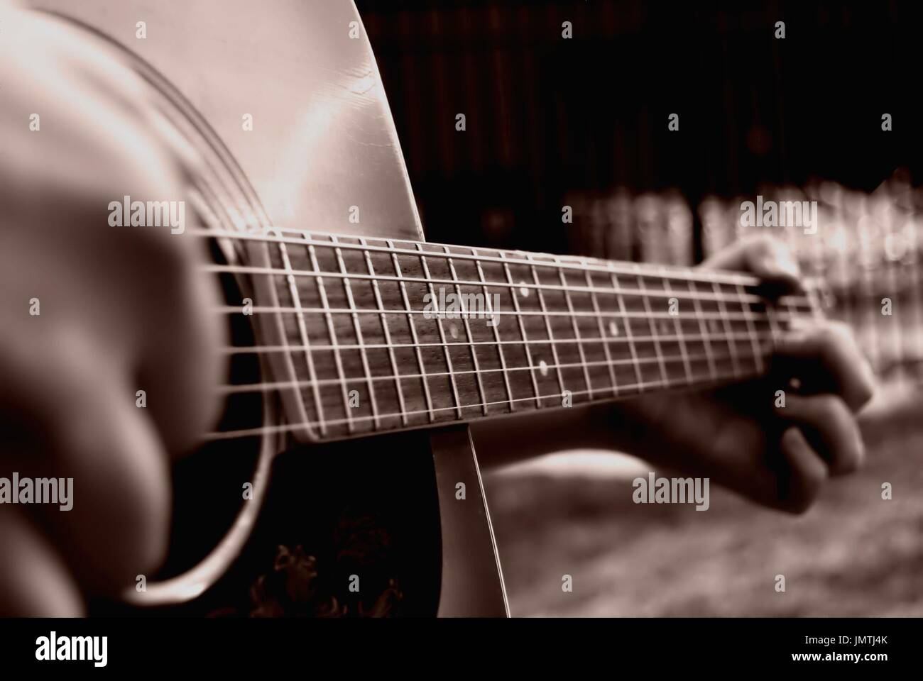 Acoustic Guitar Band Stock Photos & Acoustic Guitar Band Stock Images Alamy