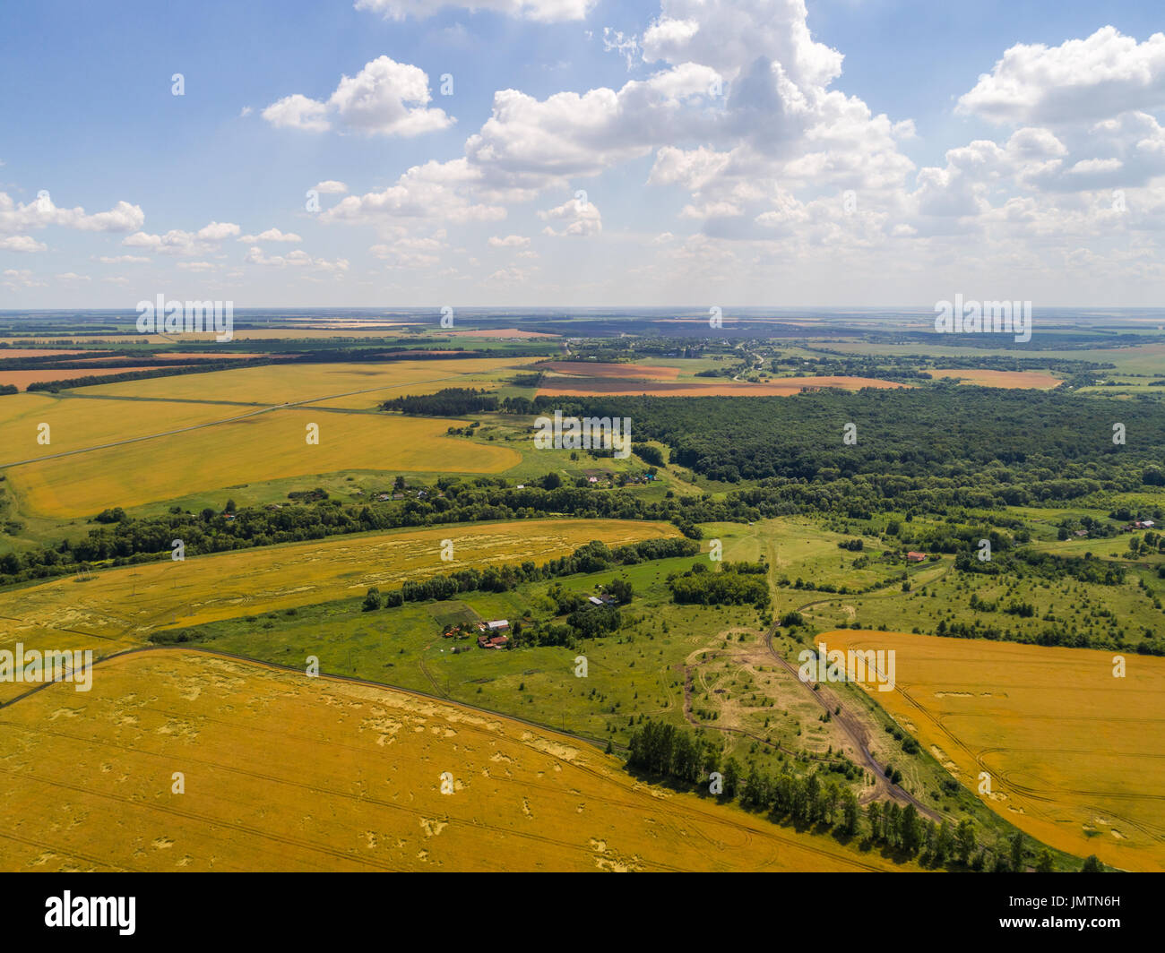 Summer landscape of the central part of Russia Stock Photo - Alamy