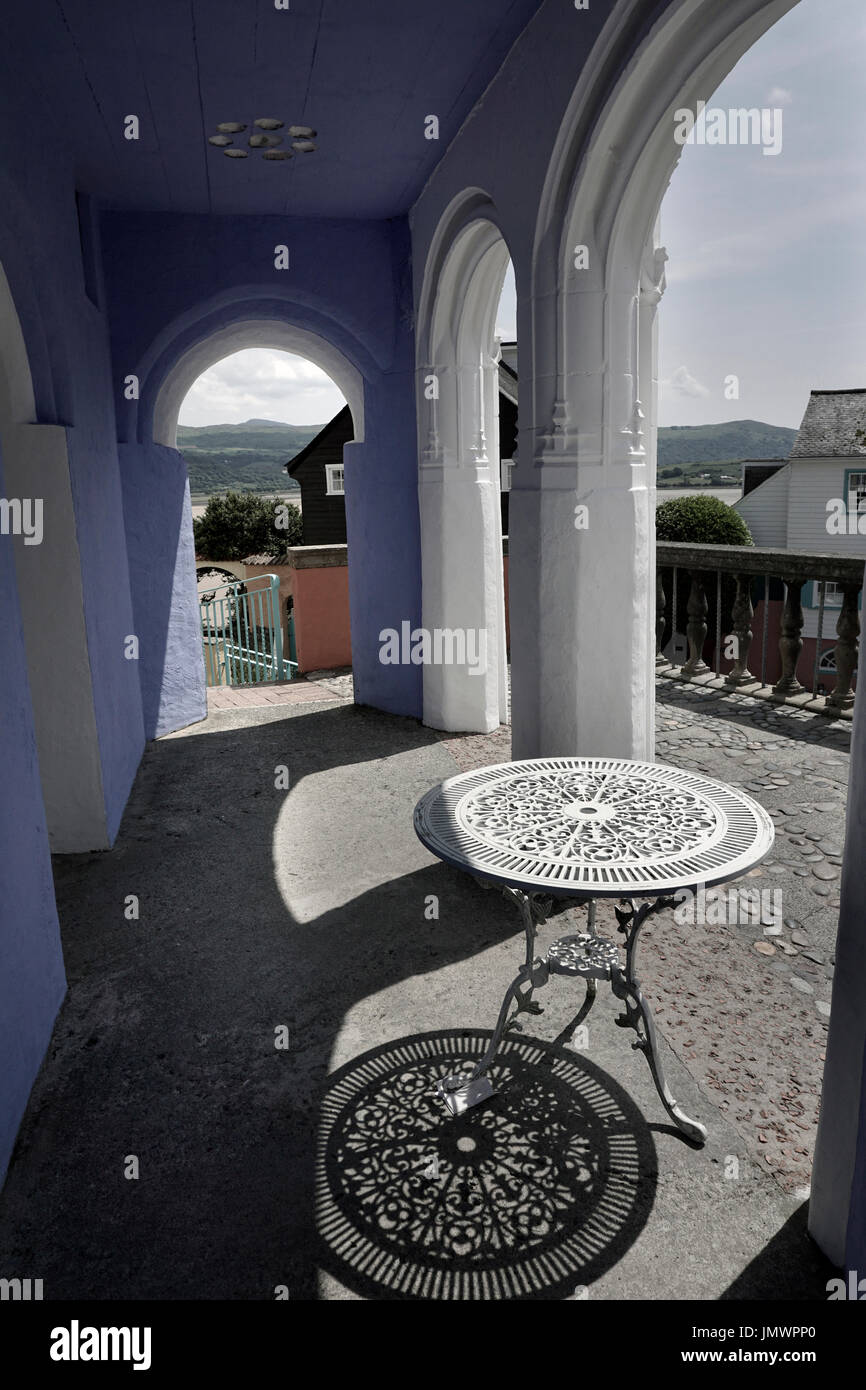 round table and shadow portmeirion gwynedd wales Stock Photo