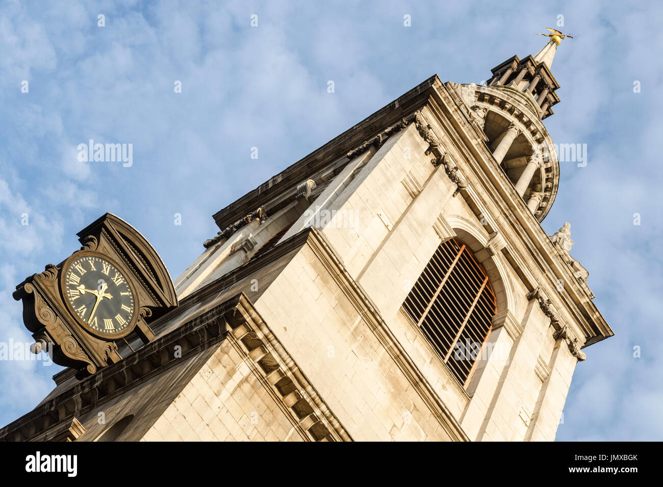 St Mary le Bow, London. Home of The Bow Bells. In London if you are born within the sound of the Bow Bells you may consider yourself to be a Cockney. Stock Photo