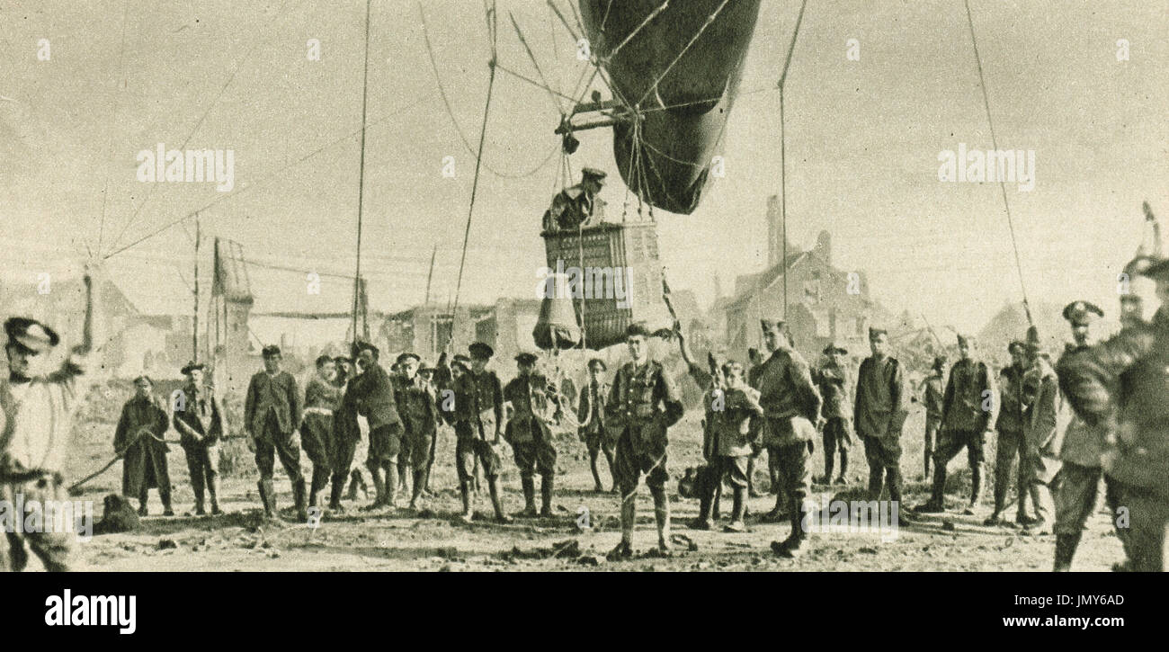 Australian Flying Corps observation balloon launch Stock Photo