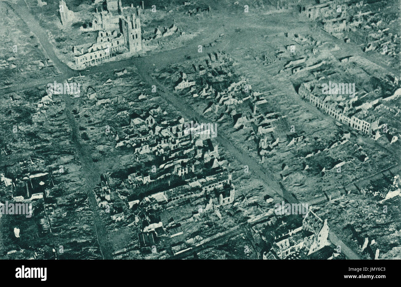 Aerial view destruction of Ypres, 1918 Stock Photo