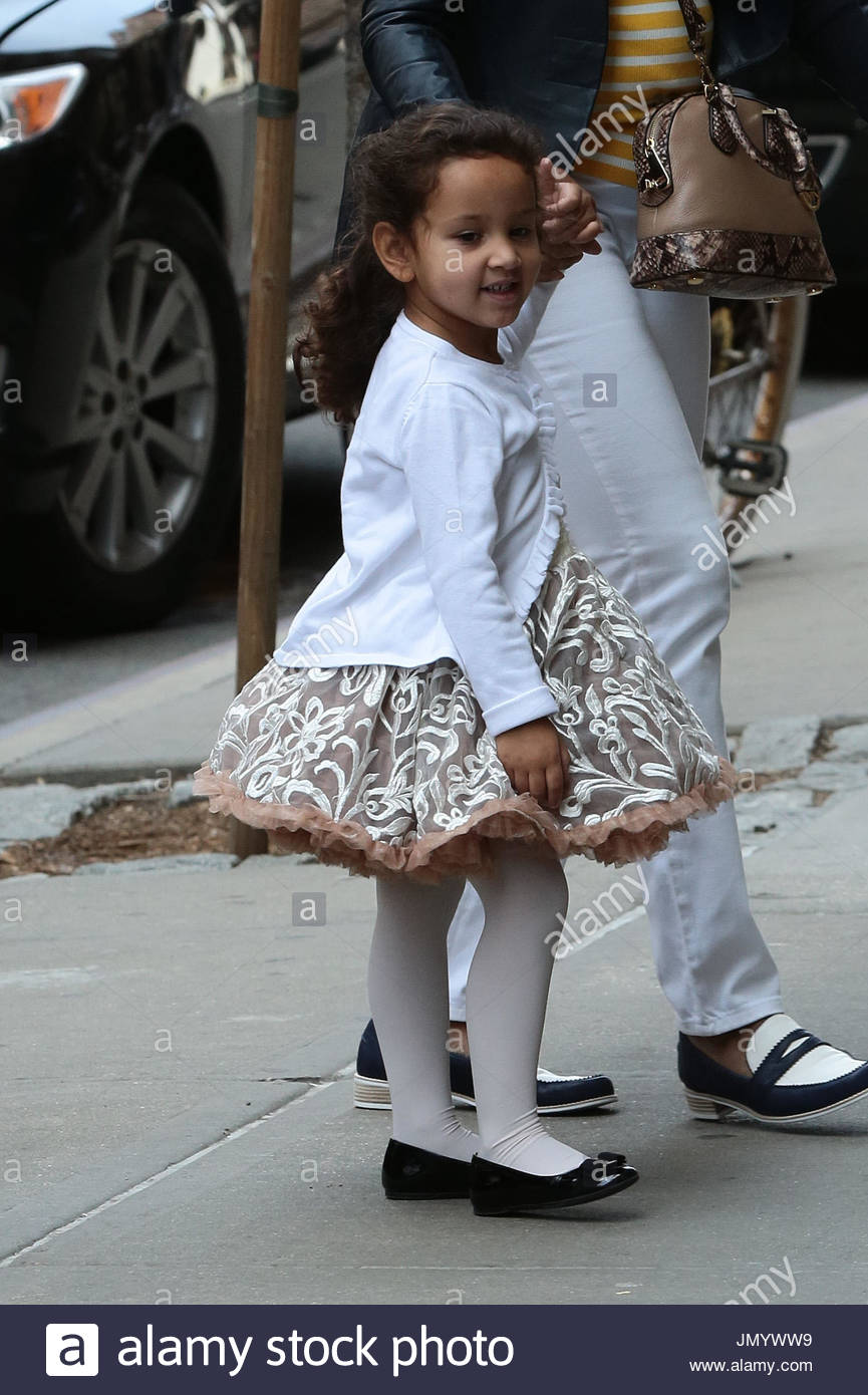 Grace Hightower And Helen Grace De Niro Stock Photos & Grace Hightower