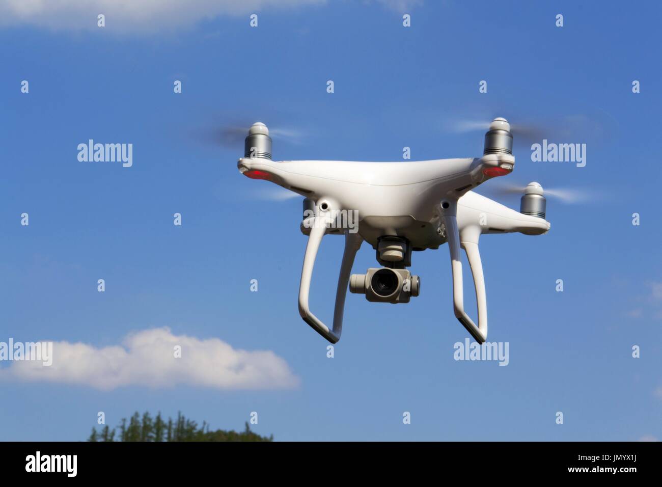 Flying over forest hi-res stock photography and images - Alamy