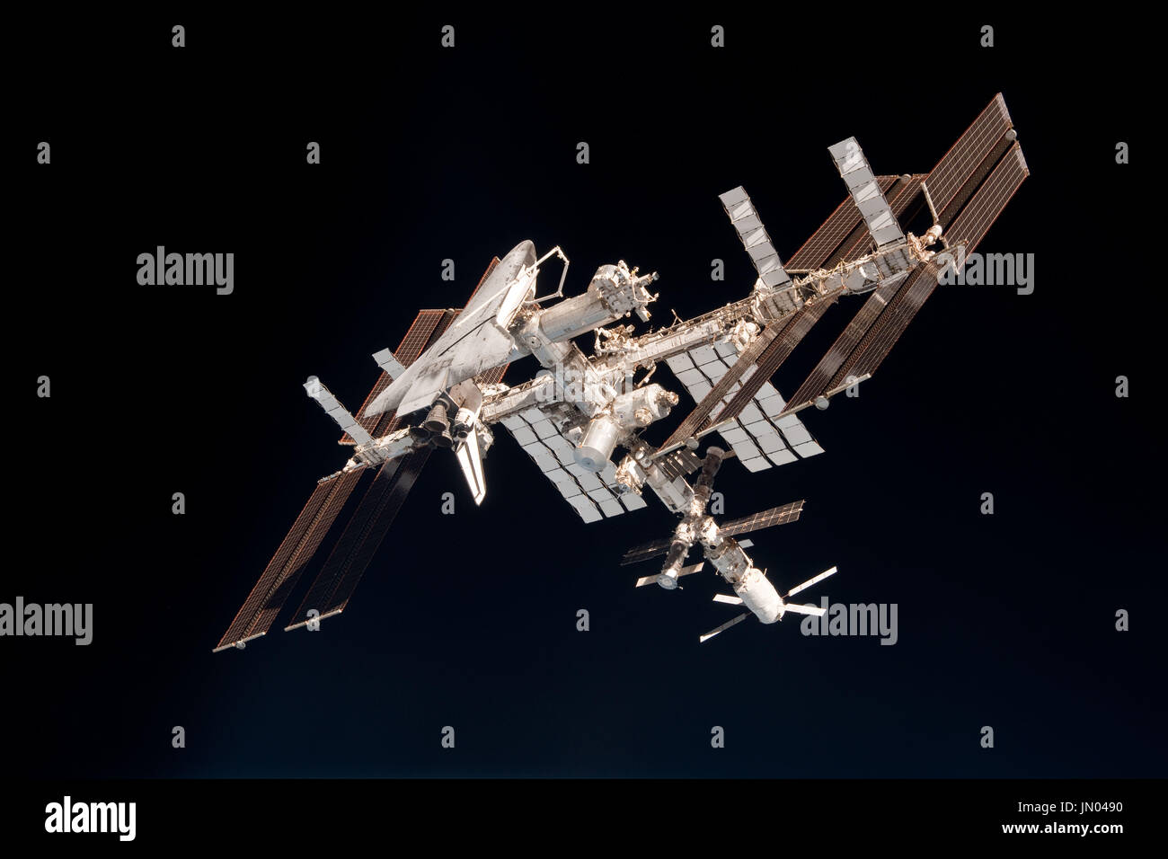 мкс 1999. мкс сталь. мкс сталь. орбитальная станция салют-7 ksp. мкс ksp реальная станция.