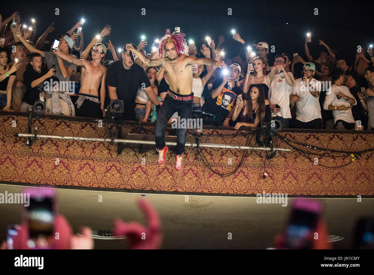 lil pump vancouver lil pump stock photos lil pump stock images alamy lil pump vancouver lil pump stock photos lil pump stock images alamy