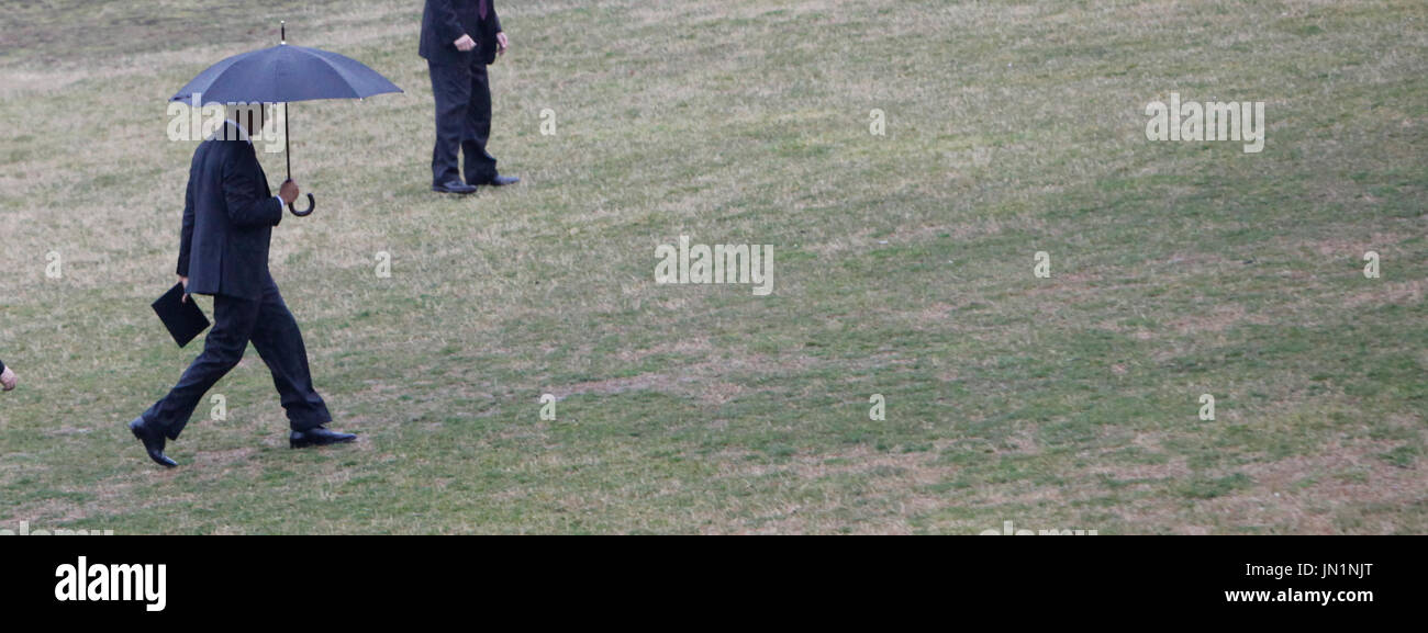Obama Walter Reed United States President Barack Obama departs Walter Reed National ...