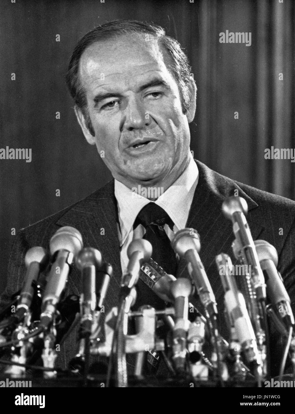 United States Senator George McGovern (Democrat of South Dakota) speaks at a Capitol Hill press conference where he announced his intention to run for the 1972 Democratic Presidential nomination on Capitol Hill in Washington, D.C. on January 19, 1971..Credit: Benjamin E. "Gene" Forte / CNP Stock Photo