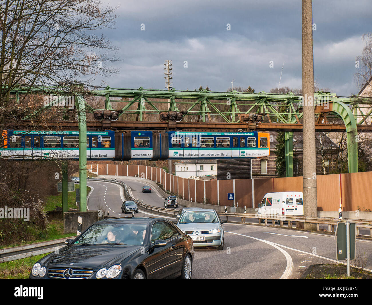 Monorail "Die Schwebebahn" crossing the motorway A46  in Wuppertal-Sonnborn, Germany Stock Photo