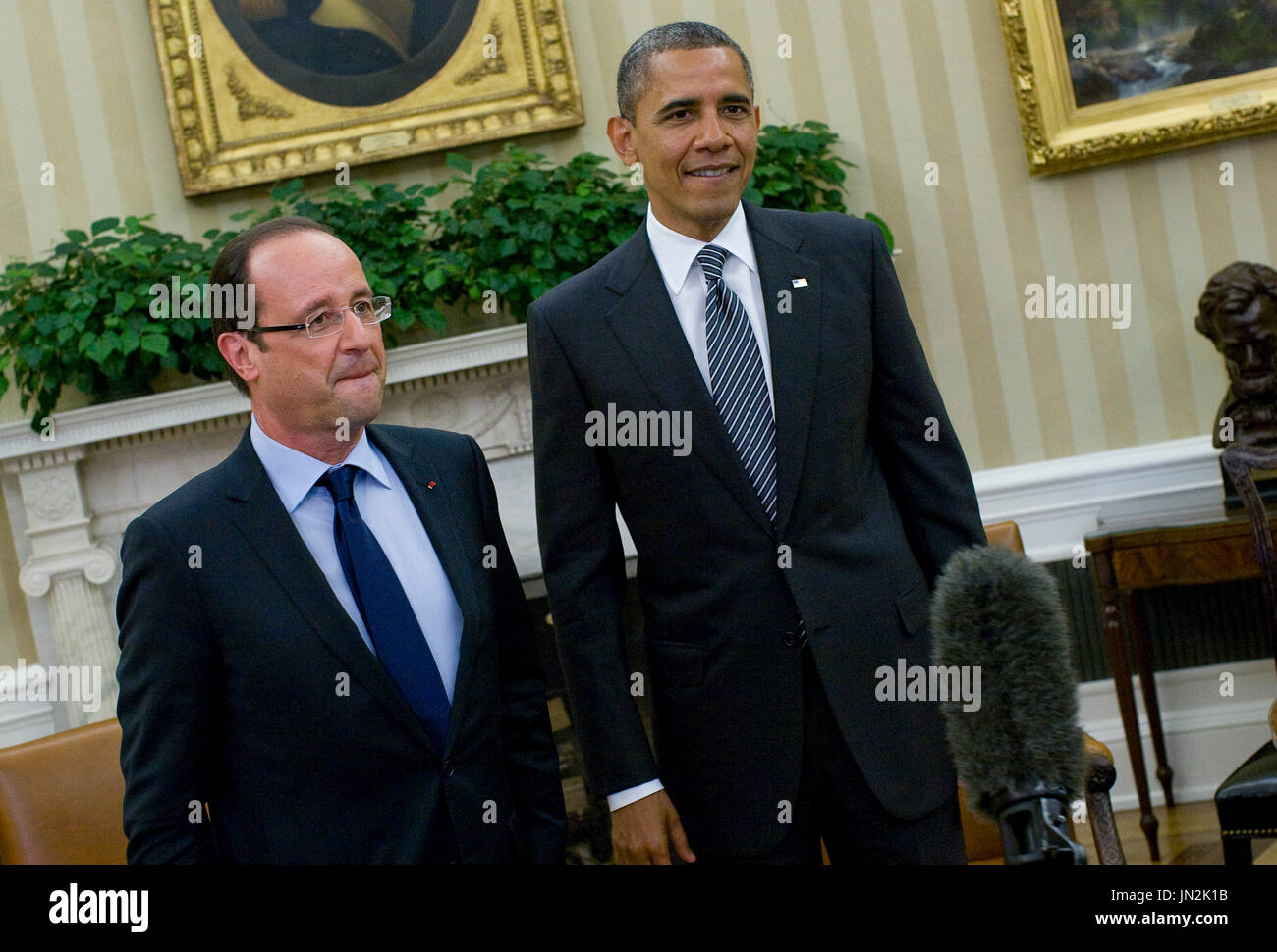 United States President Barack Obama meets with newly elected President ...