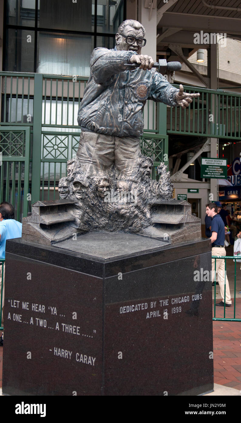 harry caray statue outside wrigley field bleachers entrance Chicago  Illinois USA Stock Photo - Alamy