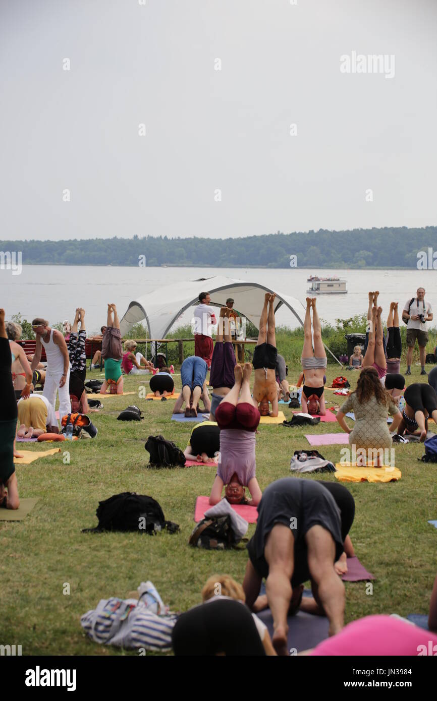 Yoga workout during Yoga festival in Berlin Stock Photo Alamy