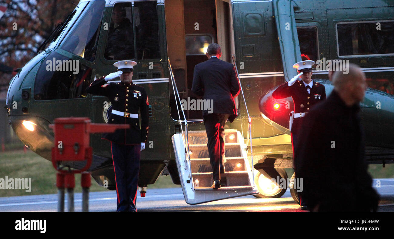 Obama Walter Reed President Barack Obama departs the Walter Reed National Military ...