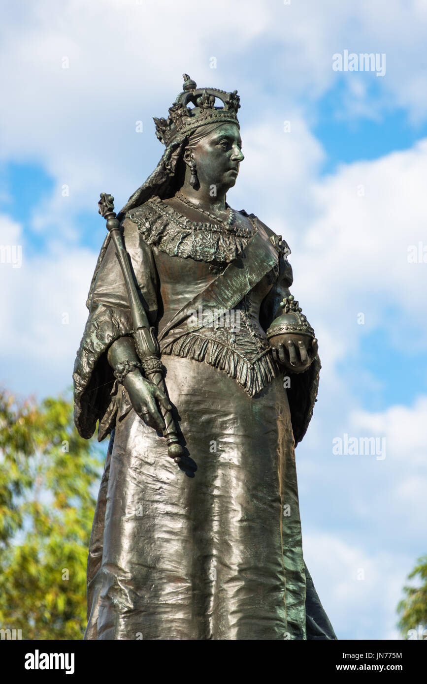 Statue of Queen Victoria on Victoria Square/Reconciliation Plaza in Adelaide, South Australia. Erected 1894. Stock Photo
