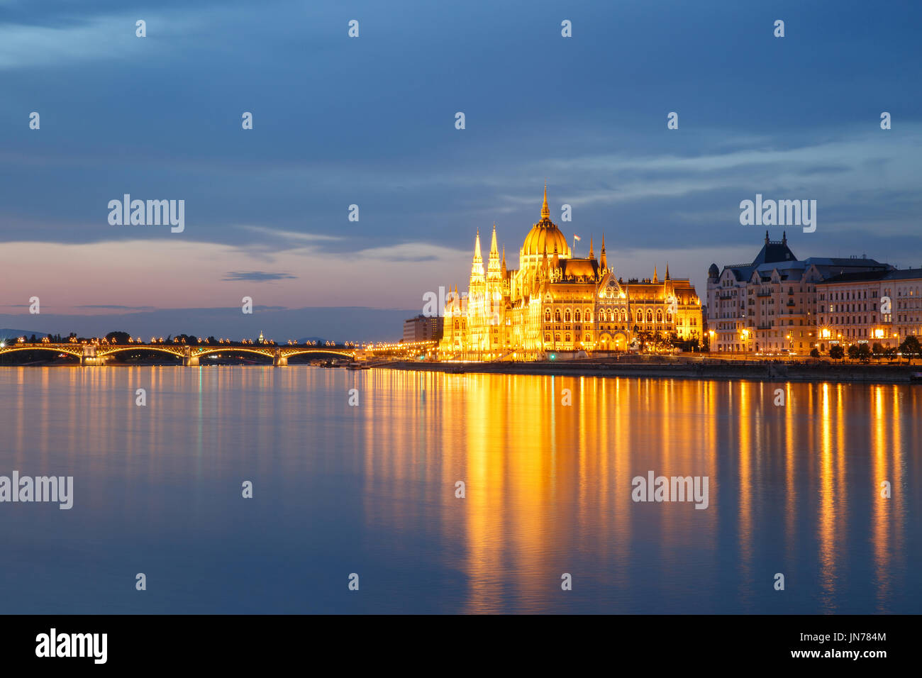 Sunset on margaret bridge hi-res stock photography and images - Alamy