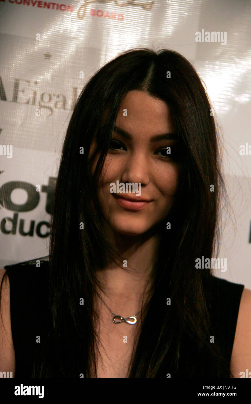 Fivel Stewart 12/14/2012 “LA Eiga Festival" Red Carpet held at Egyptian(05)