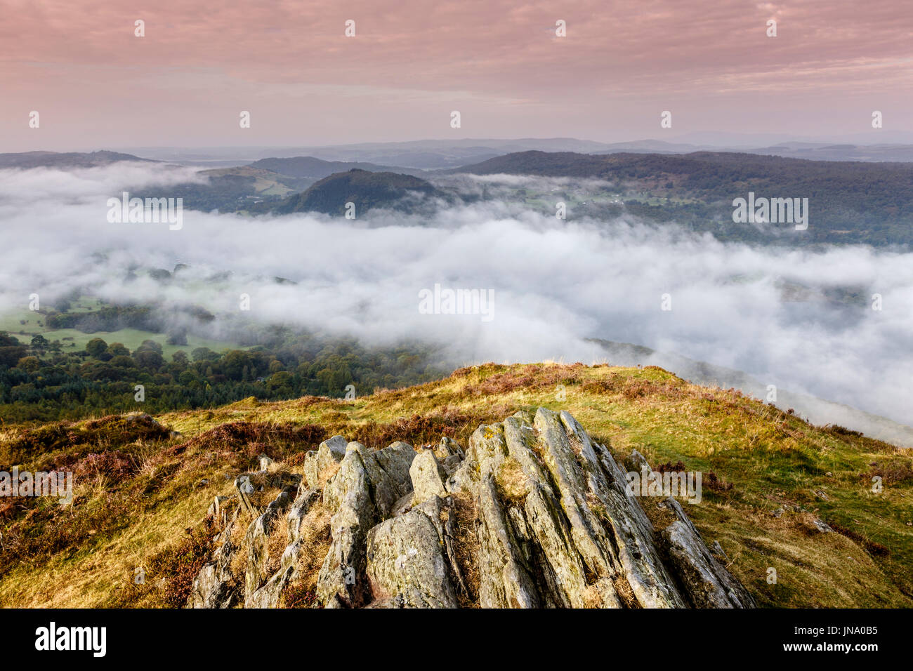 sunset from gummers how overlooking lake windermere,lake district ...