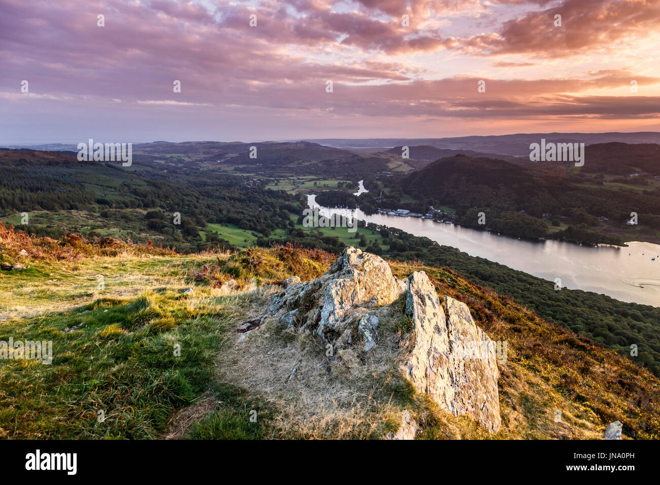sunset from gummers how overlooking lake windermere,lake district ...